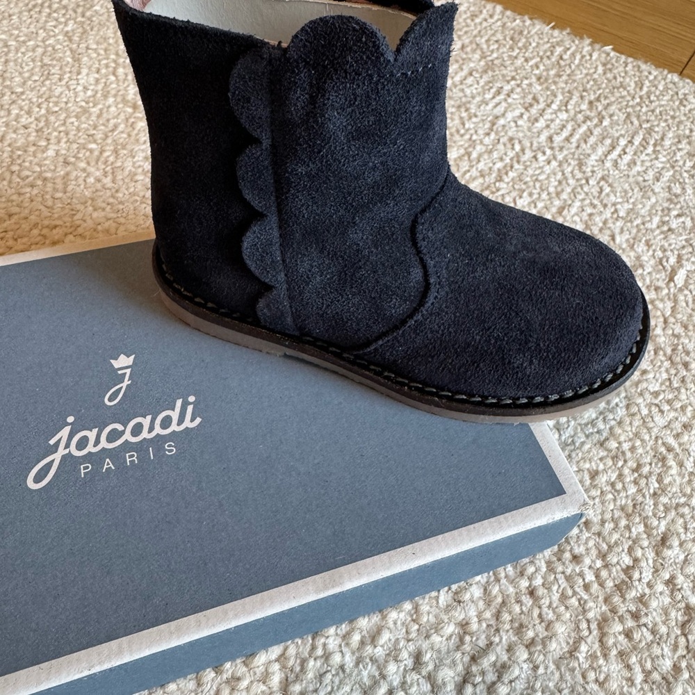 NEW Jacadi Suede Calista Boot in Marine - Odd Size EU23 Right Foot (Single Boot)